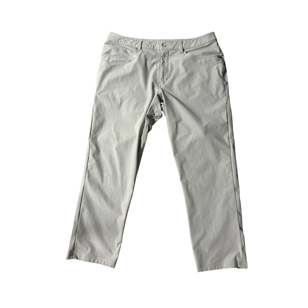 Men’s Lululemon ABC pants
